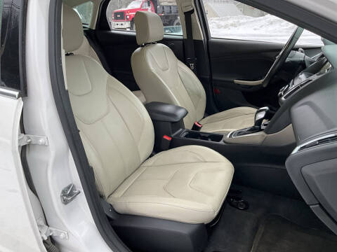 2018 Ford Focus Titanium