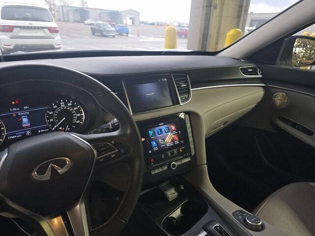 2025 Infiniti QX50 Luxe