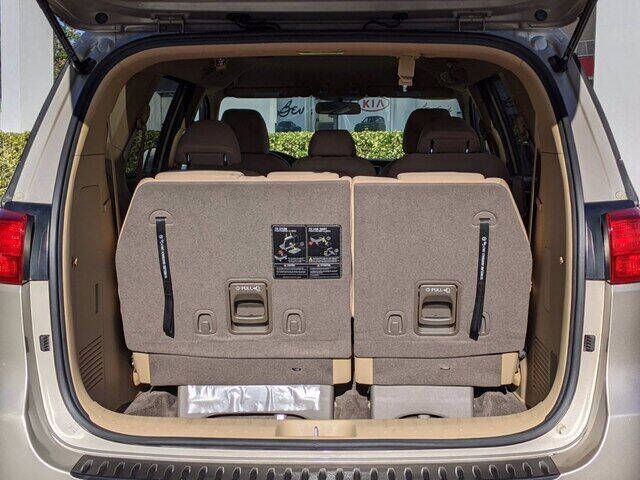 2016 Kia Sedona LX