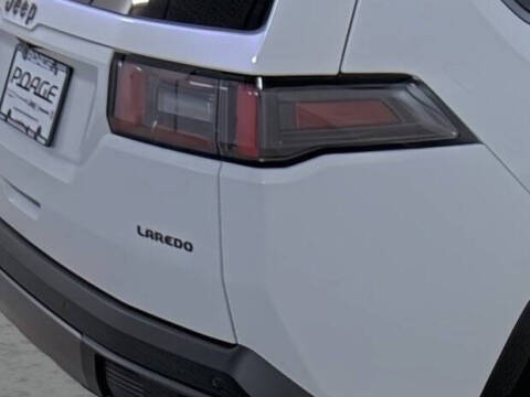 2026 Jeep Cherokee Laredo
