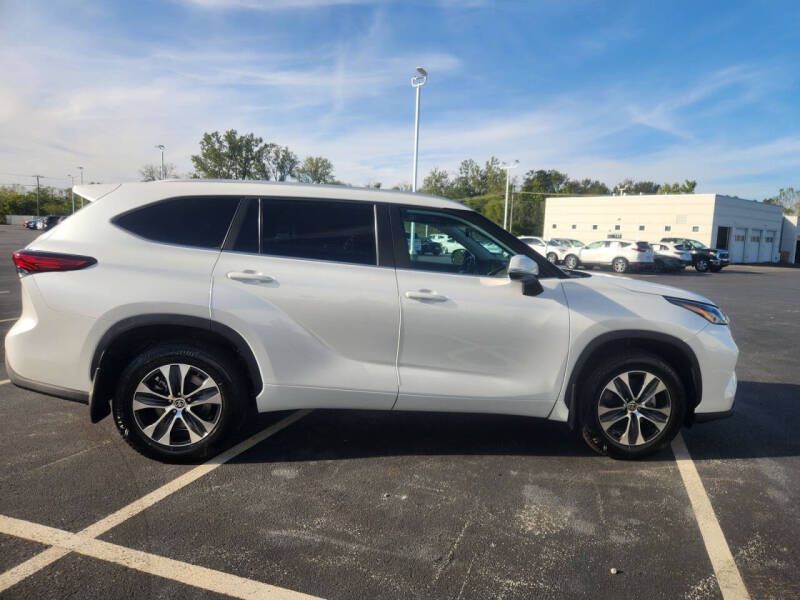 2023 Toyota Highlander XLE