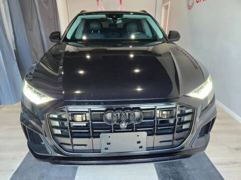 2020 Audi Q8 quattro Prestige 55 TFSI