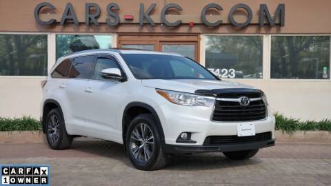 2016 Toyota Highlander for sale at Cars-KC LLC in Overland Park KS