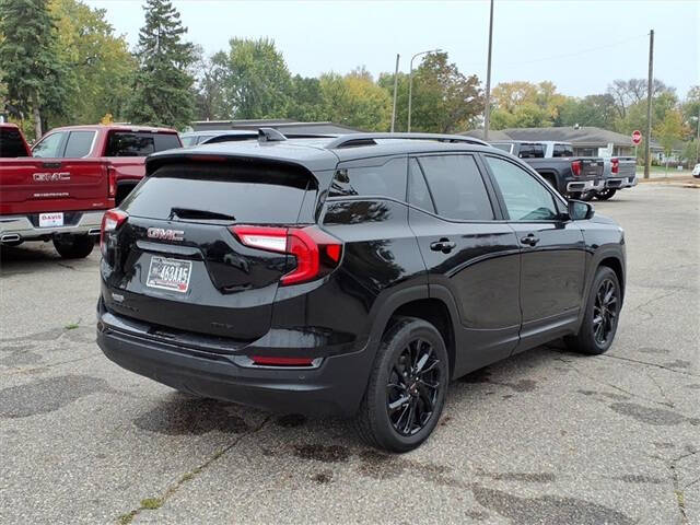 2024 GMC Terrain SLE