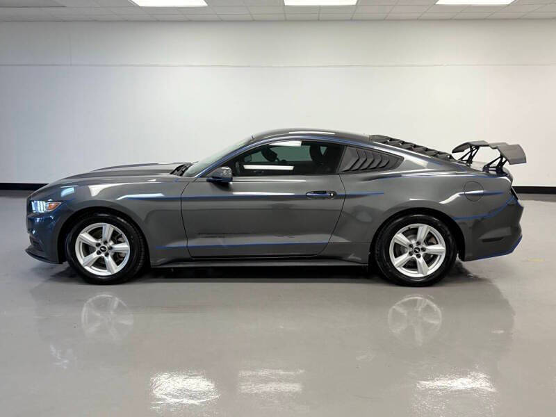 2017 Ford Mustang V6