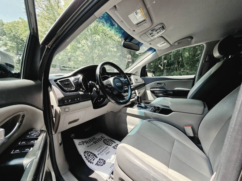 2015 Kia Sedona SX