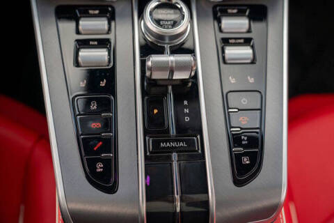 2025 Aston Martin Vanquish