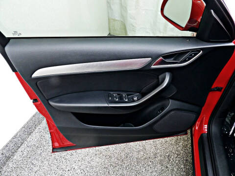 2017 Audi Q3 2.0T Premium Plus