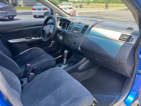2008 Nissan Versa 1.8 S