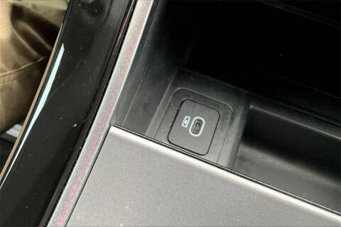 2024 Land Rover Range Rover Evoque P250 Dynamic SE