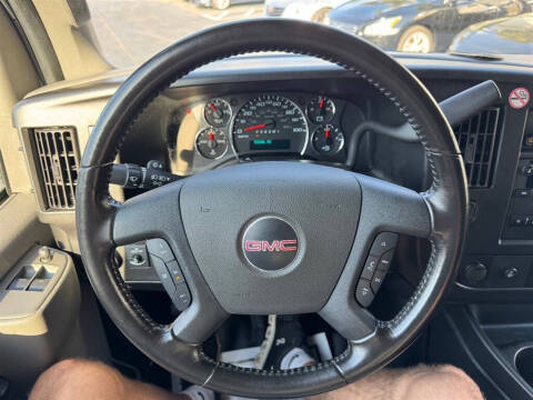 2023 GMC Savana 2500