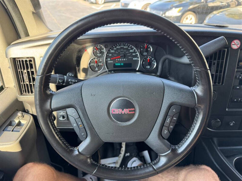 2023 GMC Savana 2500