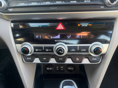 2020 Hyundai Elantra