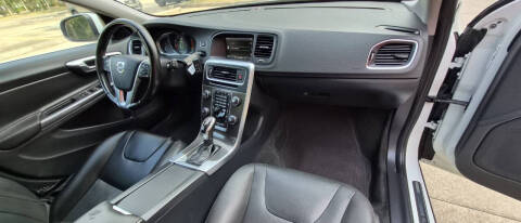 2015 Volvo V60 T5 Drive-E Premier