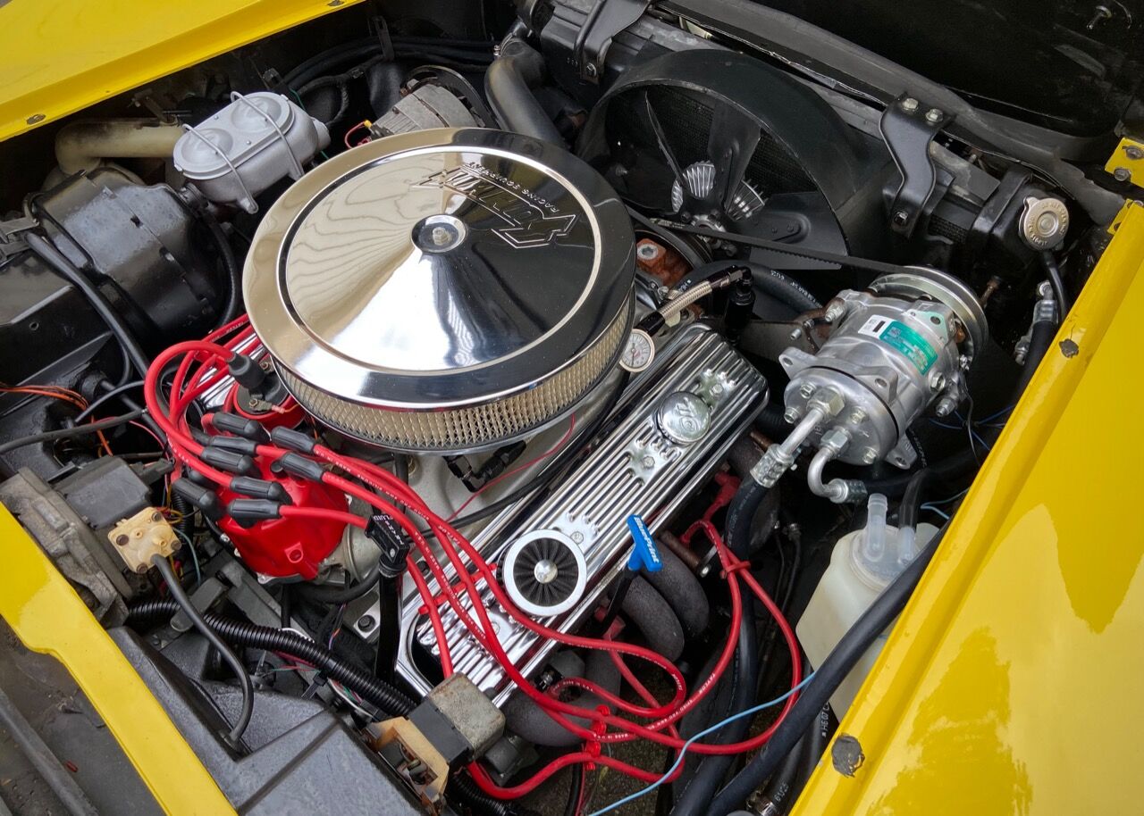 1974 Chevrolet Corvette 38