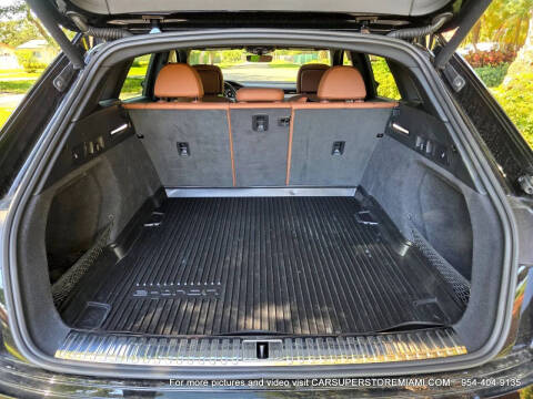 2019 Audi e-tron quattro Premium Plus
