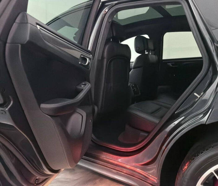 2018 Porsche Macan