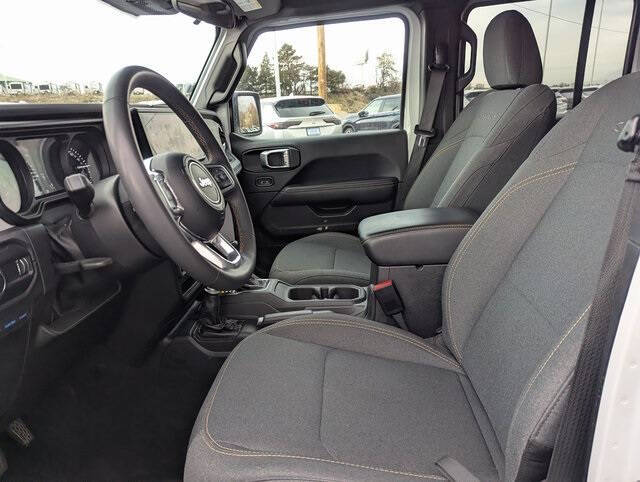 2024 Jeep Wrangler Sahara 4xe