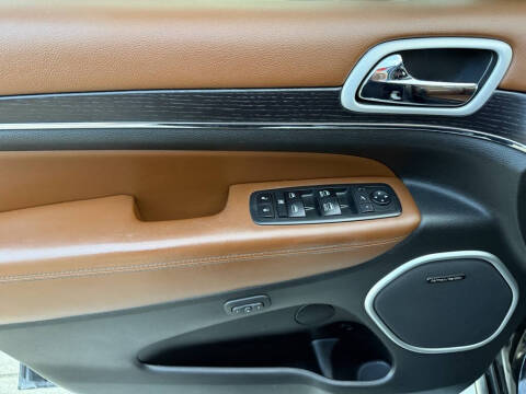 2018 Jeep Grand Cherokee Summit