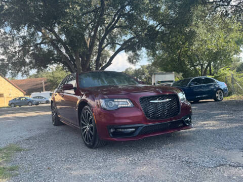 2018 Chrysler 300 S