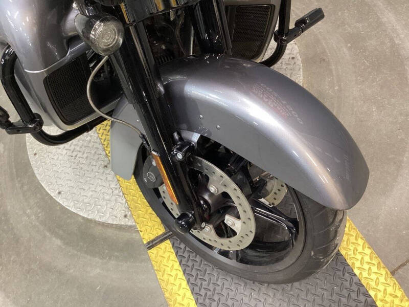 2019 Harley-Davidson® FLHTKSE - CVO™ Limited