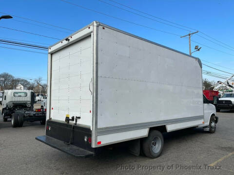 2016 GMC Savana 3500