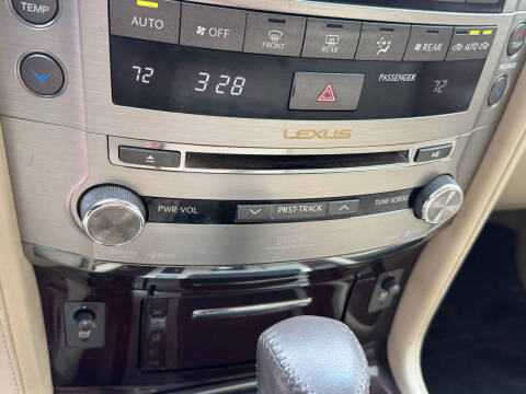 2013 Lexus LX 570