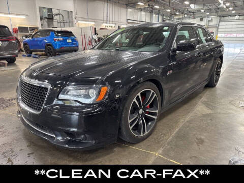 2014 Chrysler 300 SRT8 Core