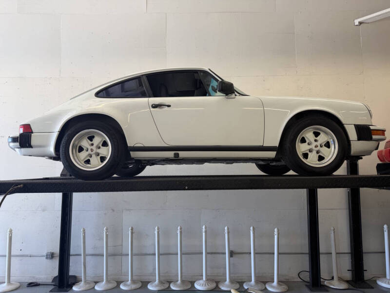 1988 Porsche 911 Carrera