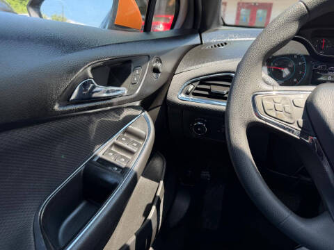 2017 Chevrolet Cruze LT Auto