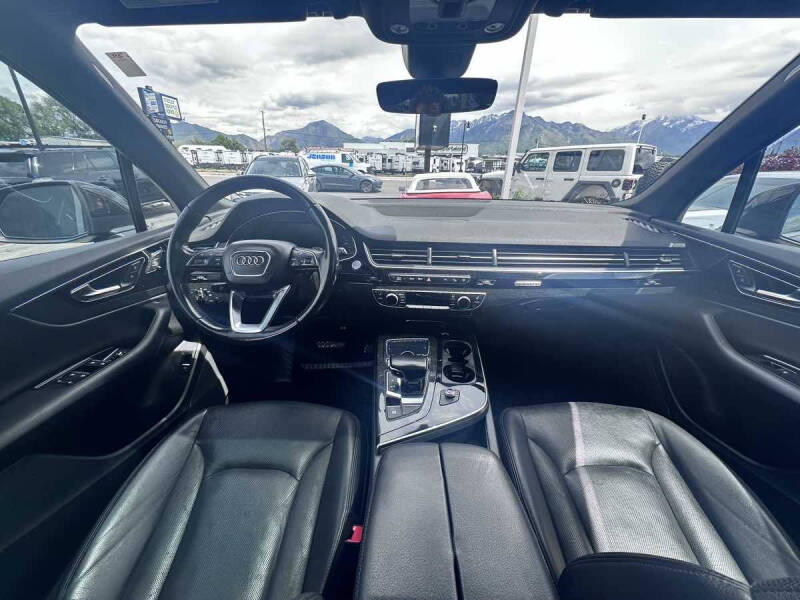 2017 Audi Q7 3.0T quattro Premium Plus
