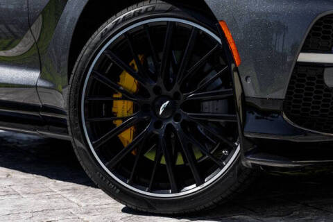 2023 Aston Martin DBX 707