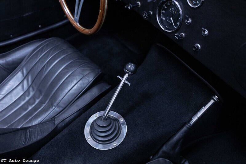 1958 Mercedes-Benz SL-Class 33
