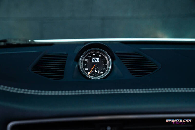 2017 Porsche 911 Carrera 4S