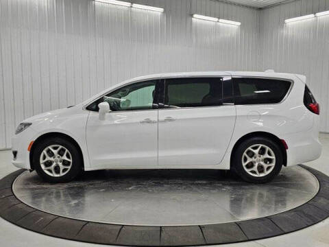 2020 Chrysler Pacifica Touring