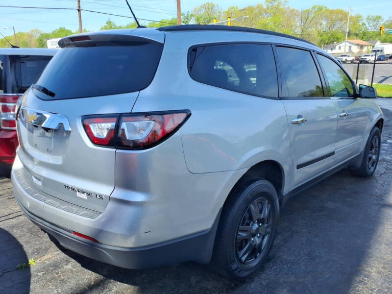 2013 Chevrolet Traverse LS