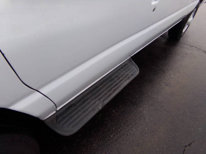 2001 Ford E-Series E-350 SD XL