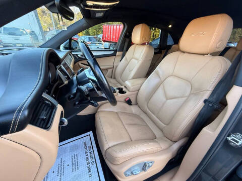 2017 Porsche Macan GTS