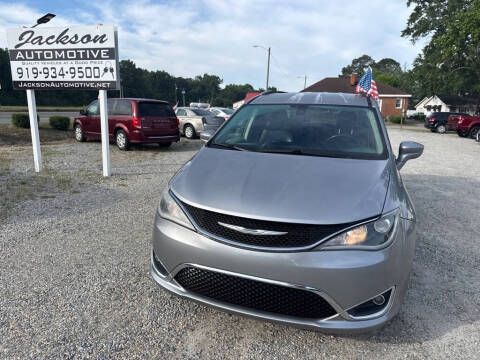 2018 Chrysler Pacifica Touring L