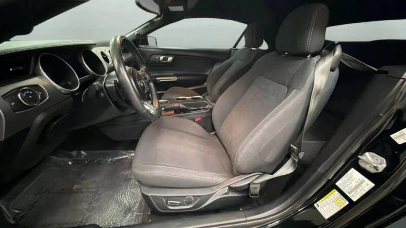2019 Ford Mustang EcoBoost