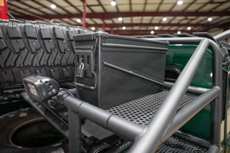 1998 AM General Hummer Hard Top