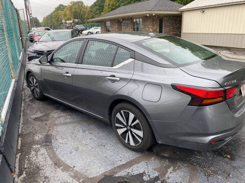 2021 Nissan Altima for sale at Tri-County Motors in Camby IN