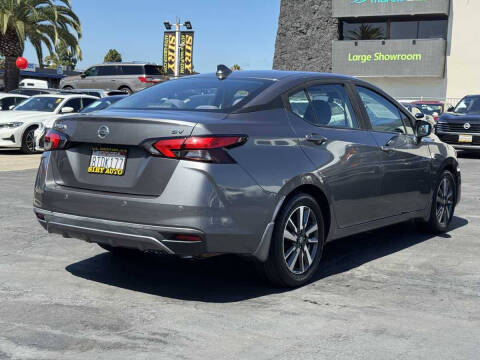 2020 Nissan Versa SV