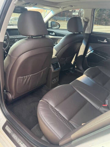 2017 Kia Cadenza Limited