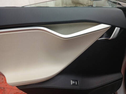 2017 Tesla Model S 75D