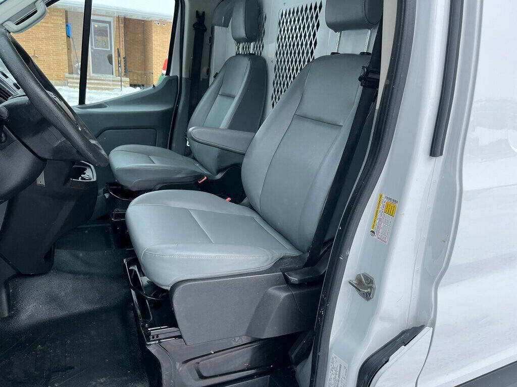 2017 Ford Transit 12