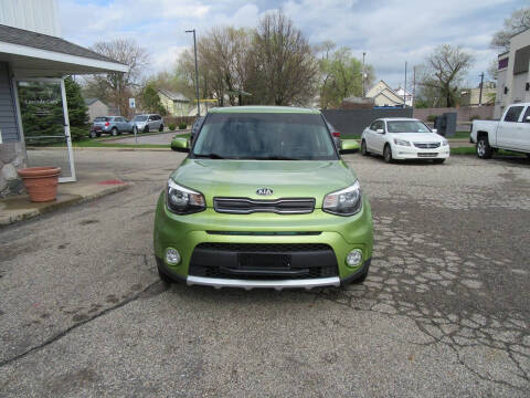 2017 Kia Soul +