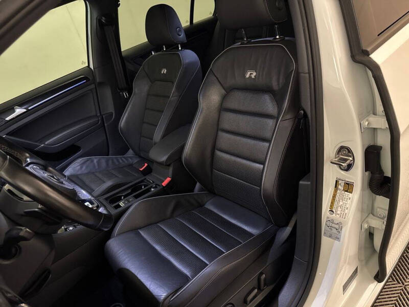 2019 Volkswagen Golf R 4Motion