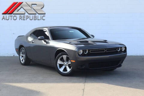 2018 Dodge Challenger SXT