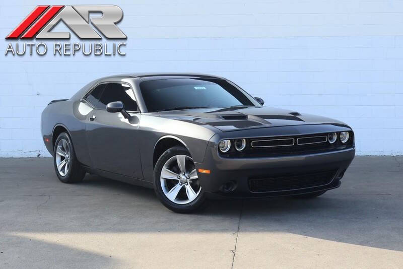 2018 Dodge Challenger SXT